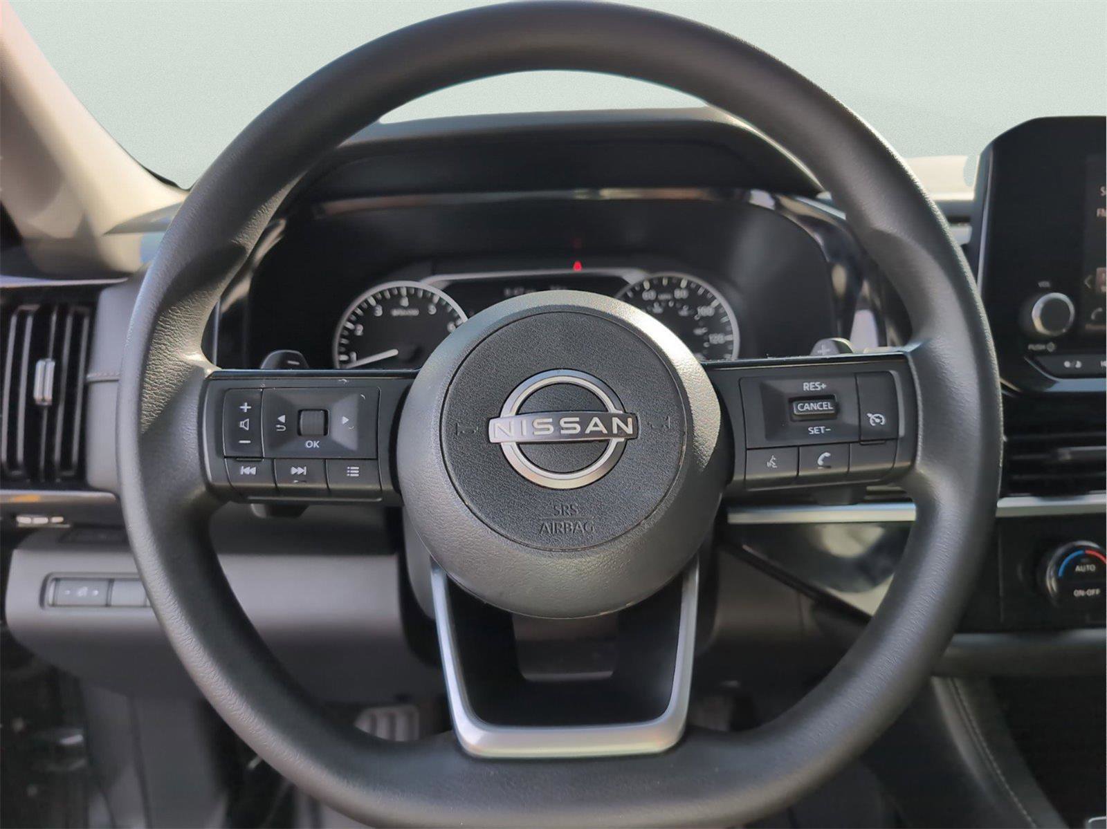 Used 2022 Nissan Pathfinder S FWD image 23