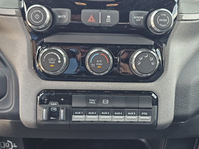 New 2026 RAM 3500 Tradesman AWD/4WD image 65
