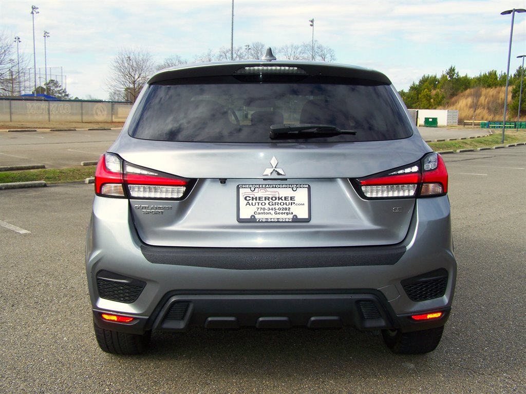 Used 2021 Mitsubishi Outlander Sport SE image 27