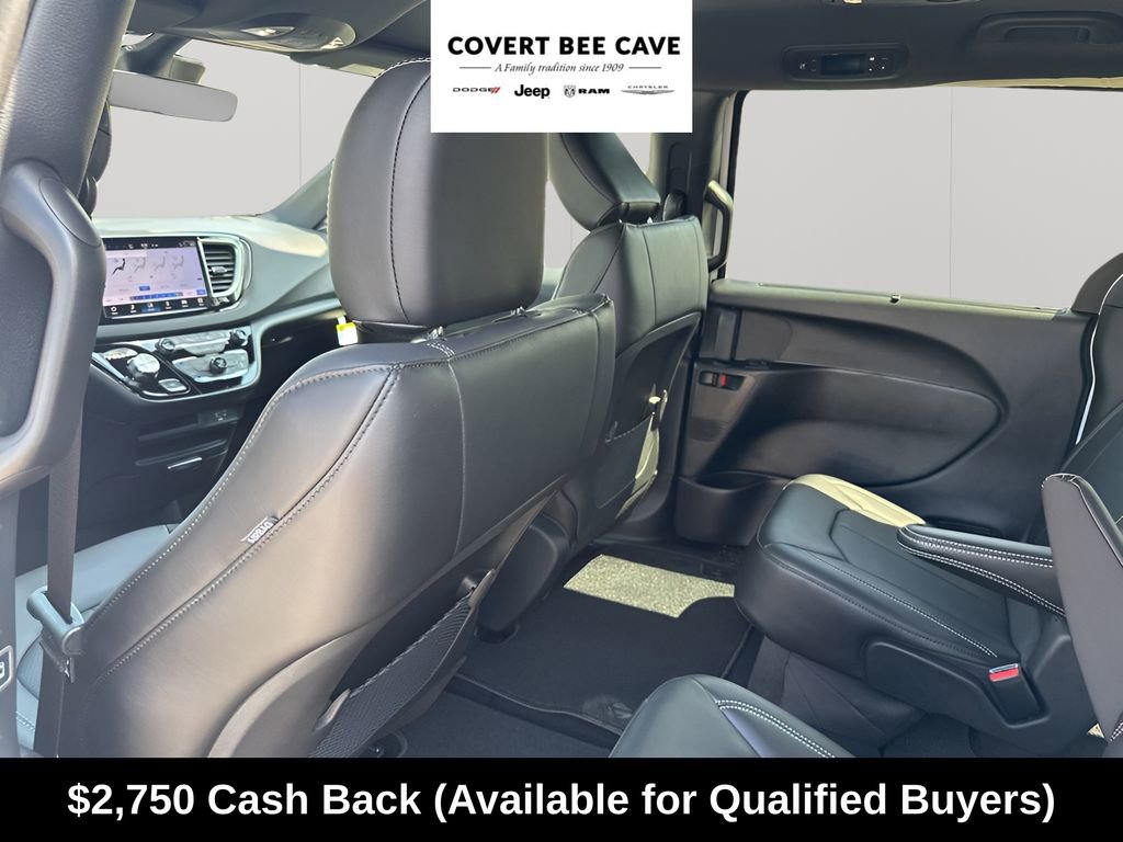 New 2026 Chrysler Voyager LX image 29