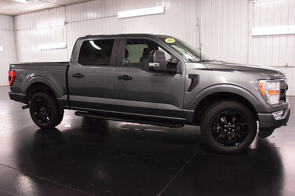 Used 2022 Ford F150 XL w/ STX Black Appearance Package image 9