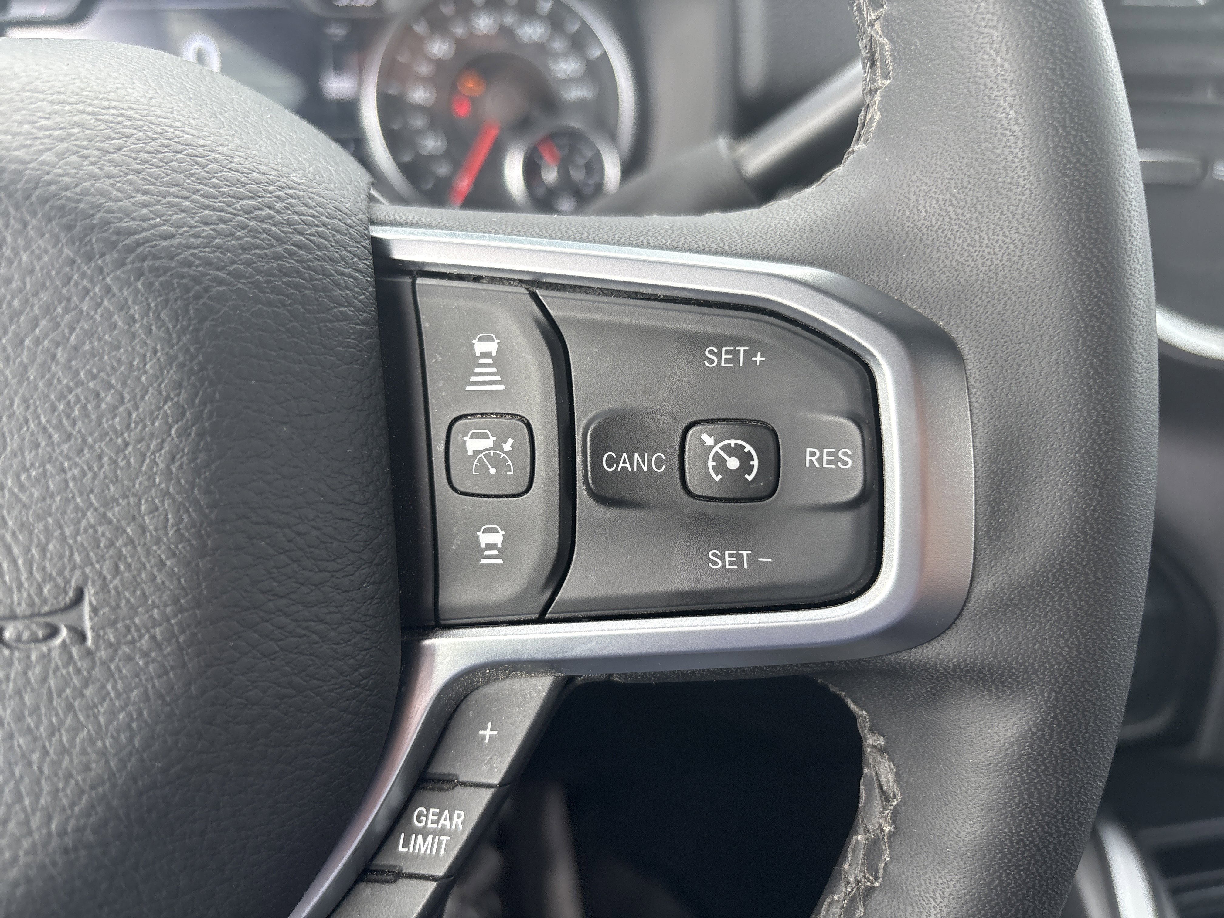 Used 2025 RAM 2500 Big Horn w/ Safety Group image 20