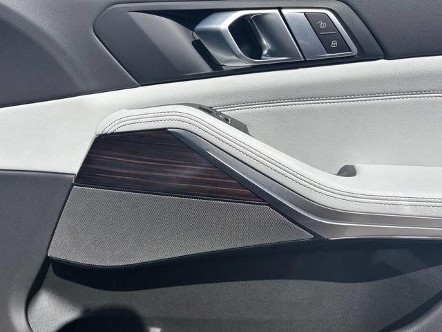 New 2026 BMW X5 xDrive50e AWD/4WD image 27