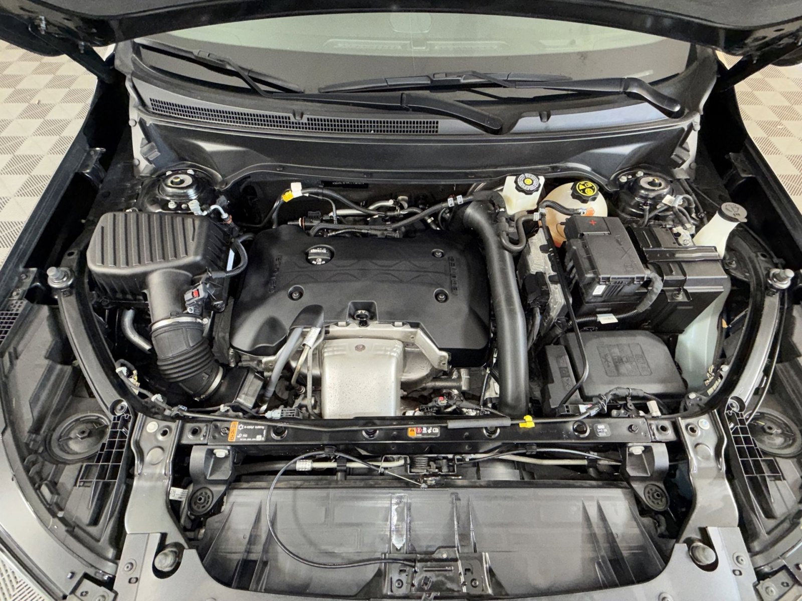 Used 2020 GMC Terrain Denali w/ Denali Premium Package image 28