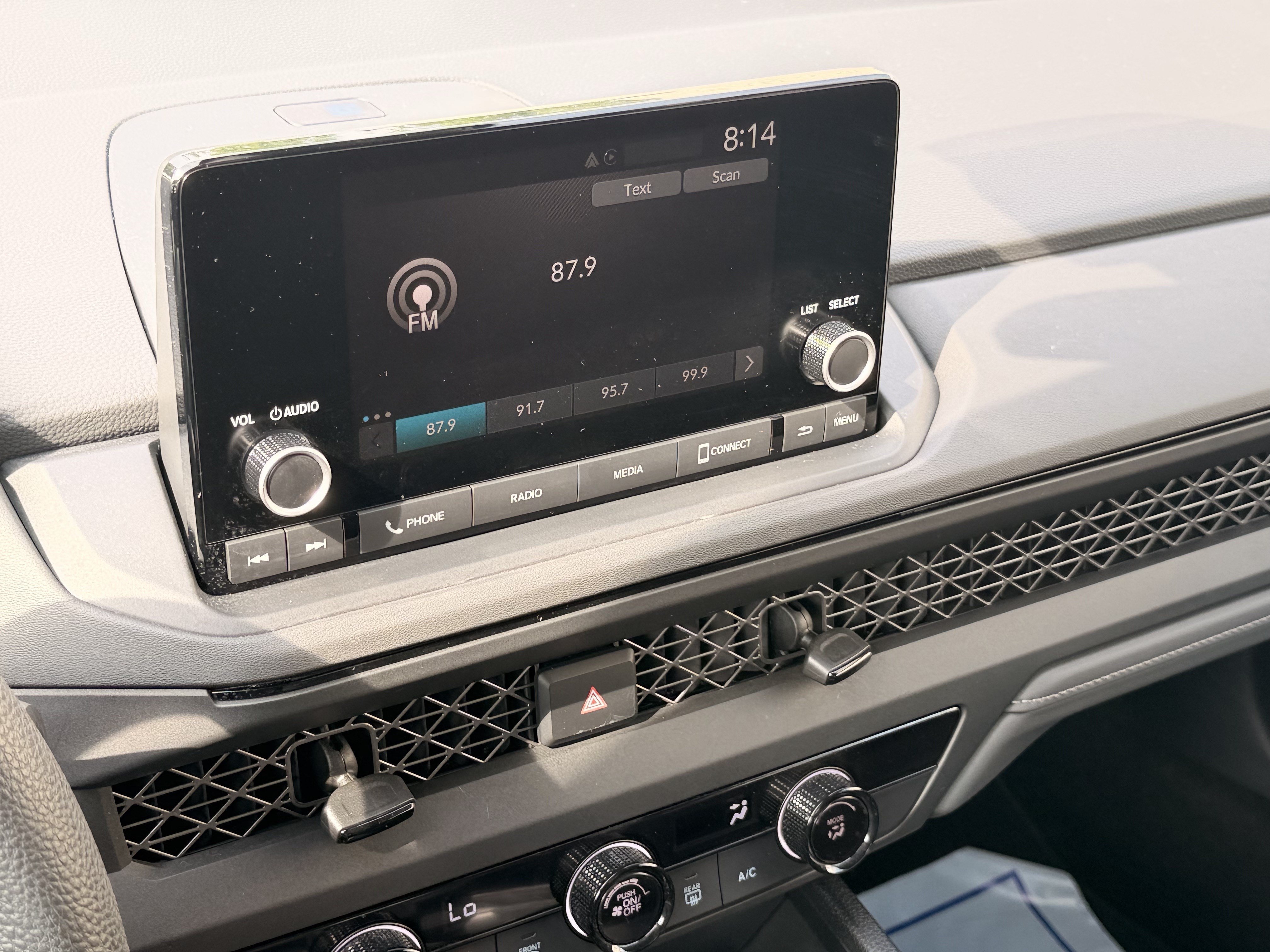 Used 2024 Honda Accord LX image 19