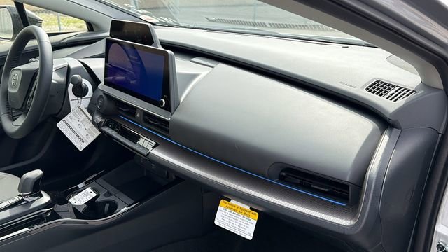 New 2026 Toyota Prius XLE FWD image 32