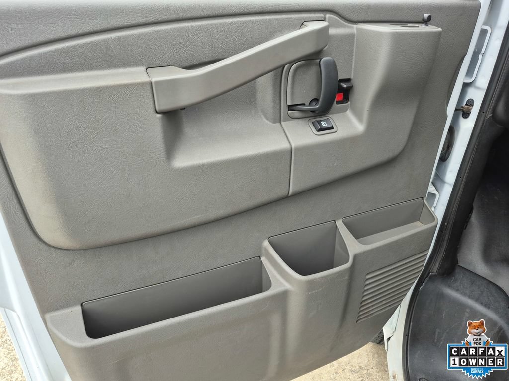 Certified 2025 Chevrolet Express 2500 w/ Driver Convenience Package RWD image 14