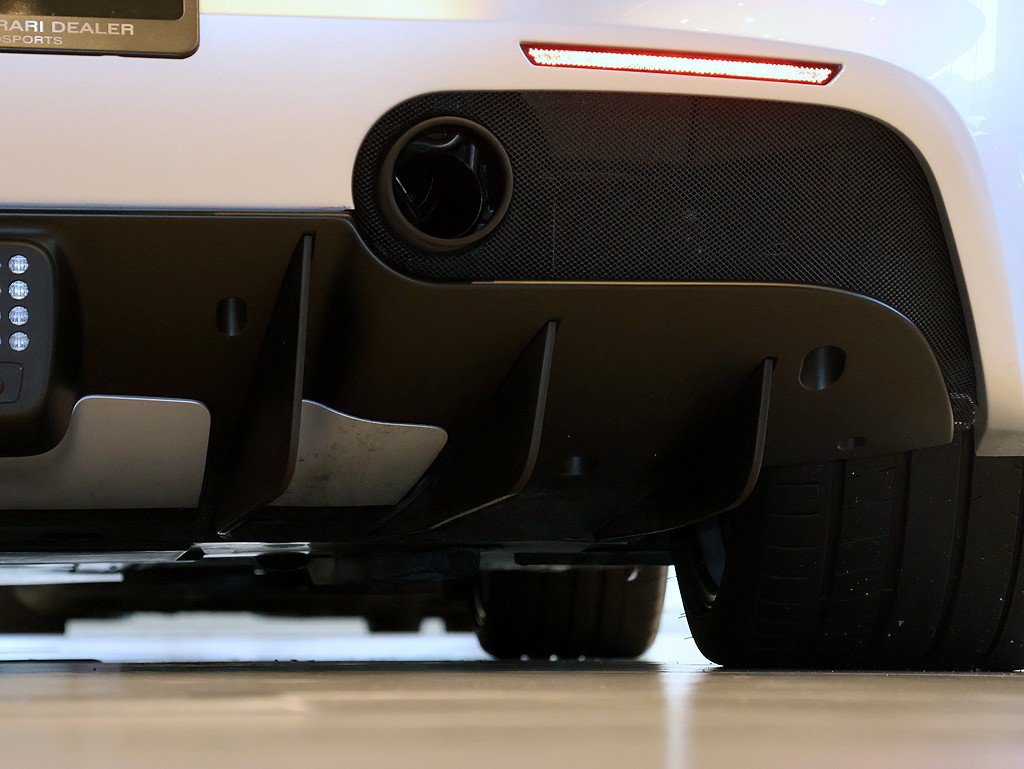 Certified 2018 Ferrari 488 Spider RWD image 57