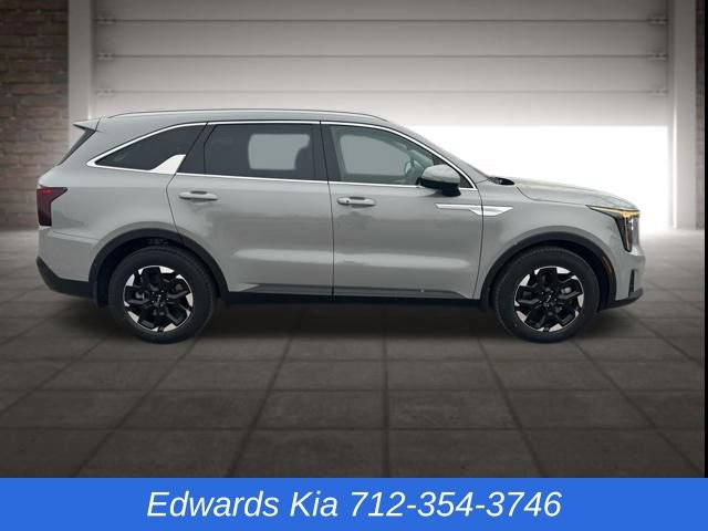 New 2026 Kia Sorento S w/ S Panoramic Sunroof Package image 3