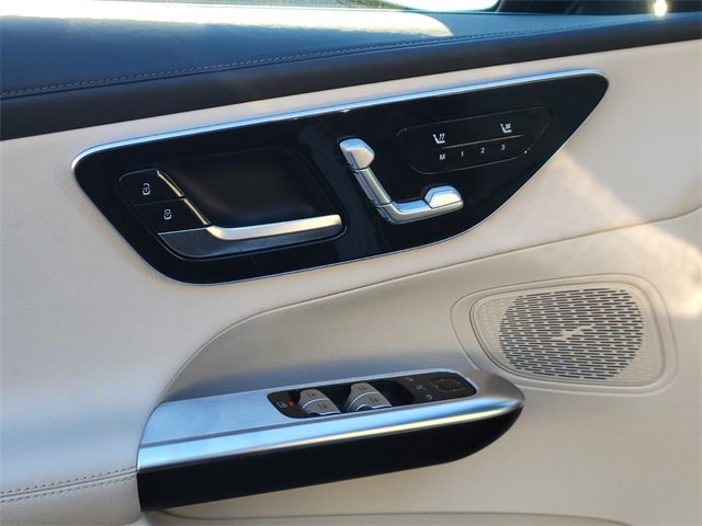 Certified 2024 Mercedes-Benz GLC 300 4MATIC w/ Driver Assistance Package image 18