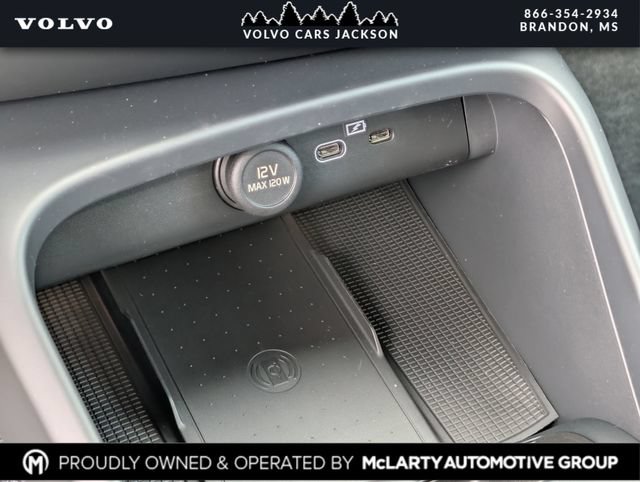 New 2026 Volvo XC40 B5 Core AWD/4WD image 14