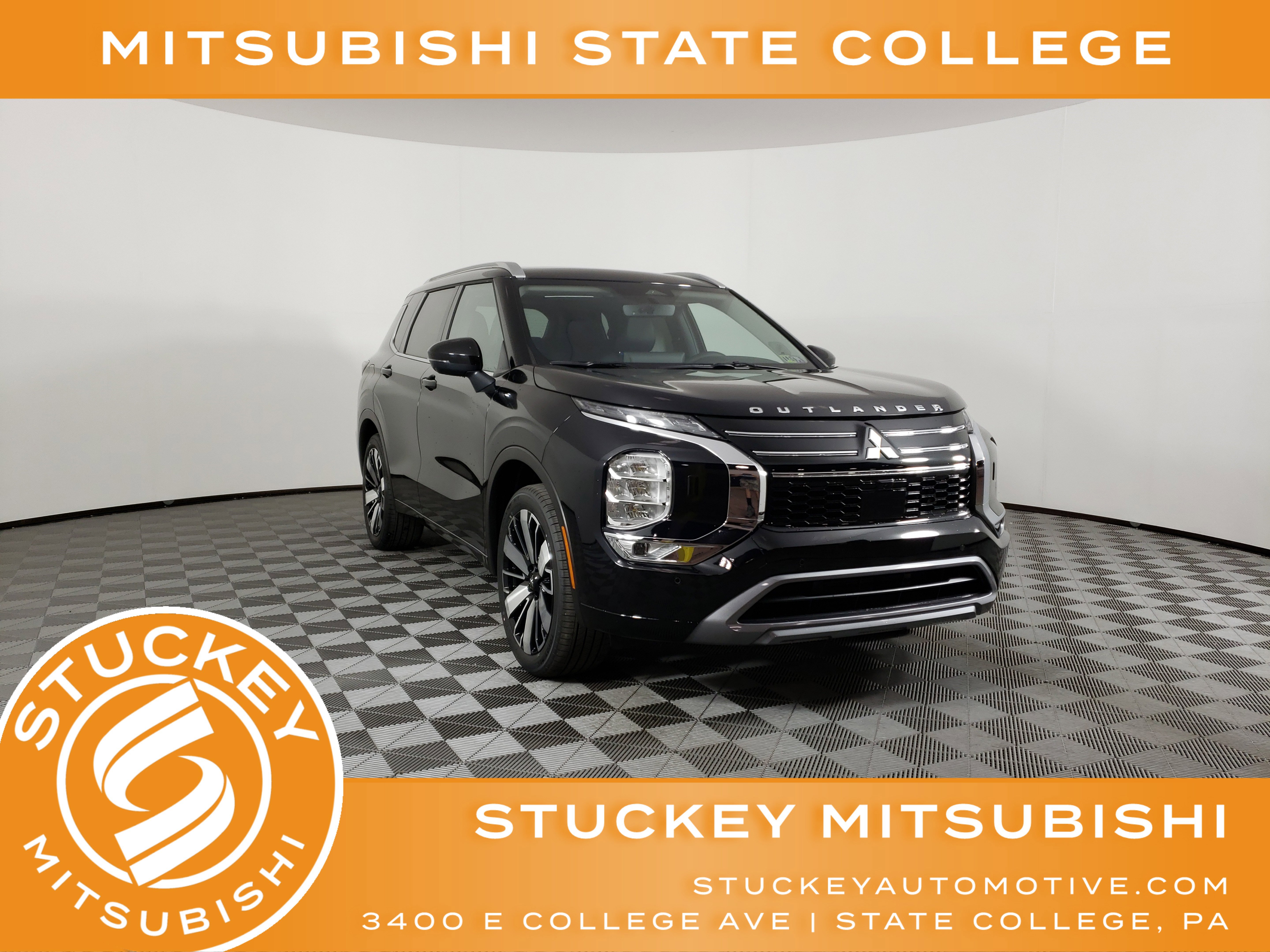 New 2025 Mitsubishi Outlander SEL image 1