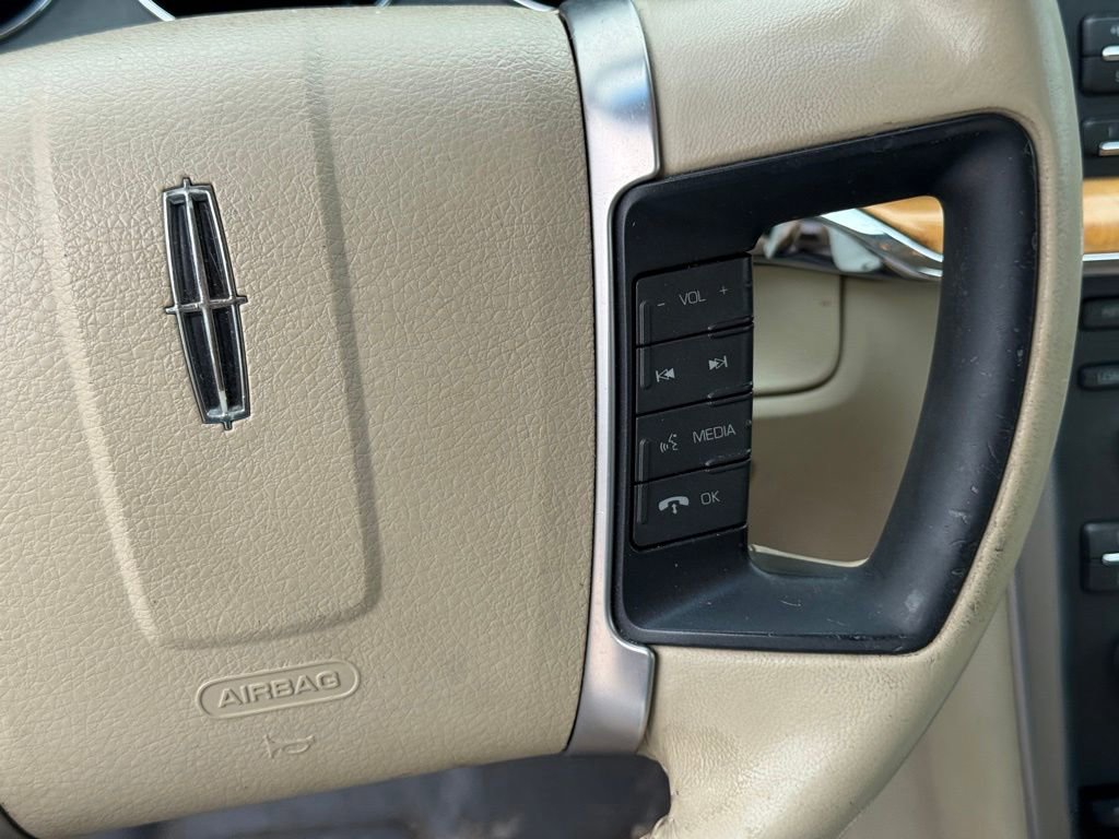 Used 2012 Lincoln MKZ FWD image 16