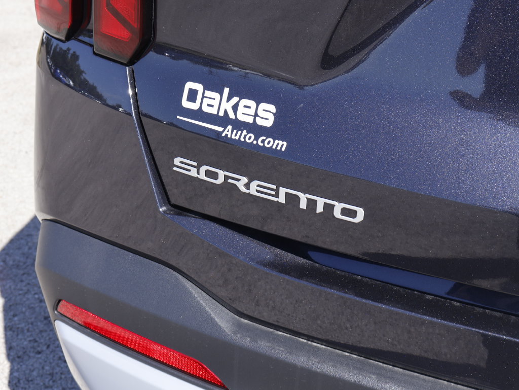 New 2026 Kia Sorento LX FWD image 7