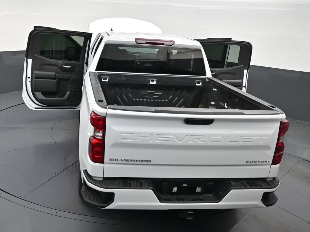 Used 2025 Chevrolet Silverado 1500 Custom image 32