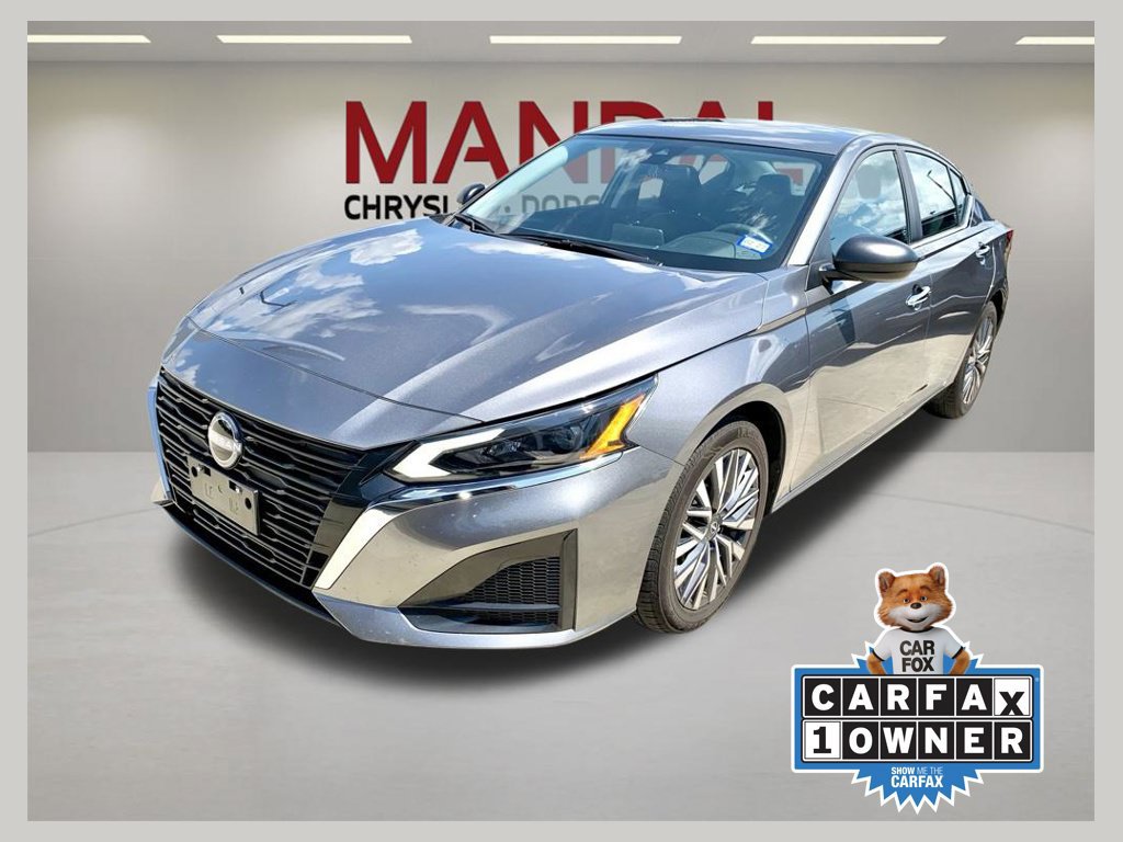 Used 2025 Nissan Altima 2.5 SV