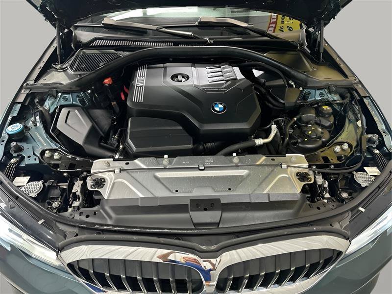 Used 2021 BMW 330i xDrive Sedan AWD/4WD image 23