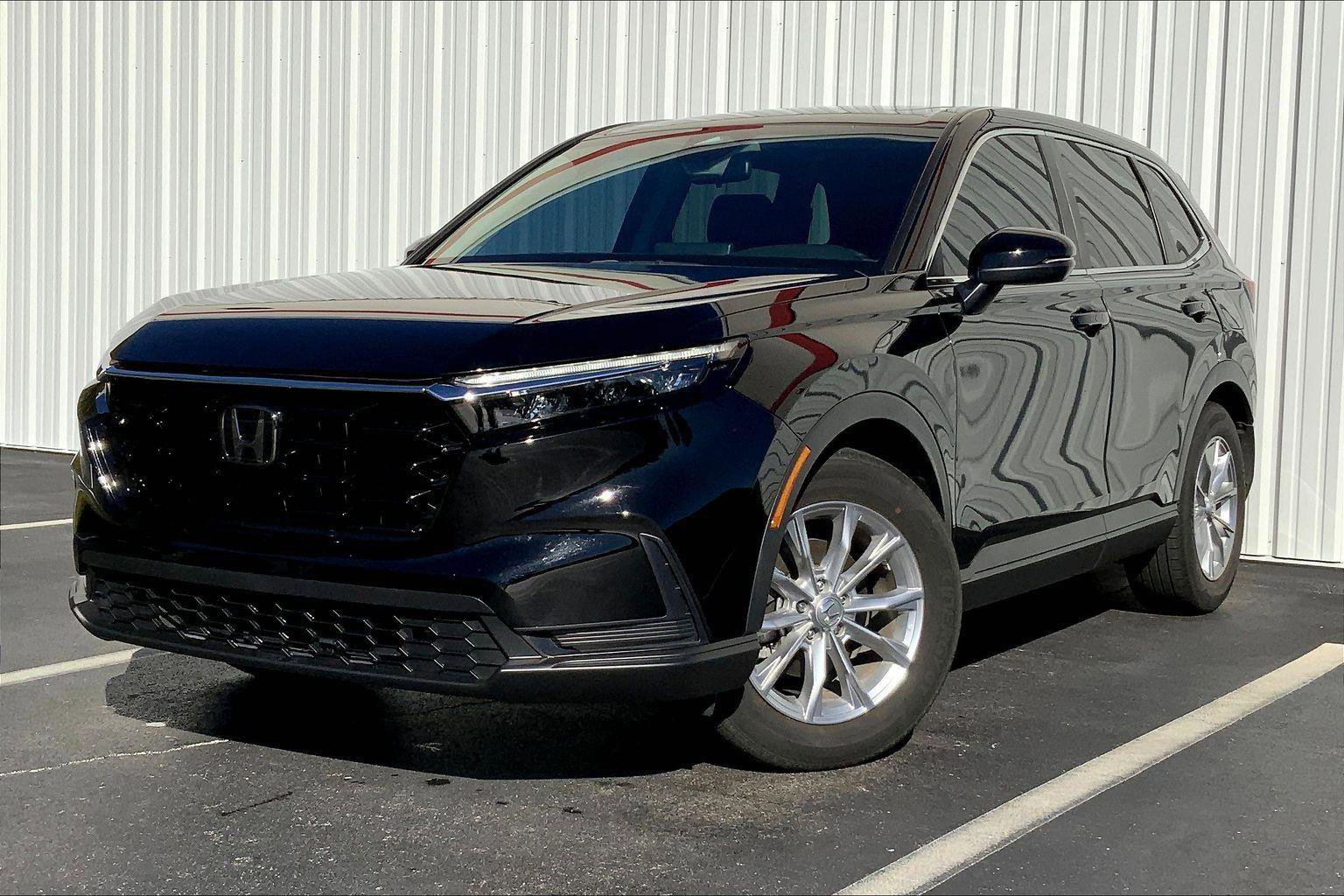 Used 2023 Honda CR-V EX image 1