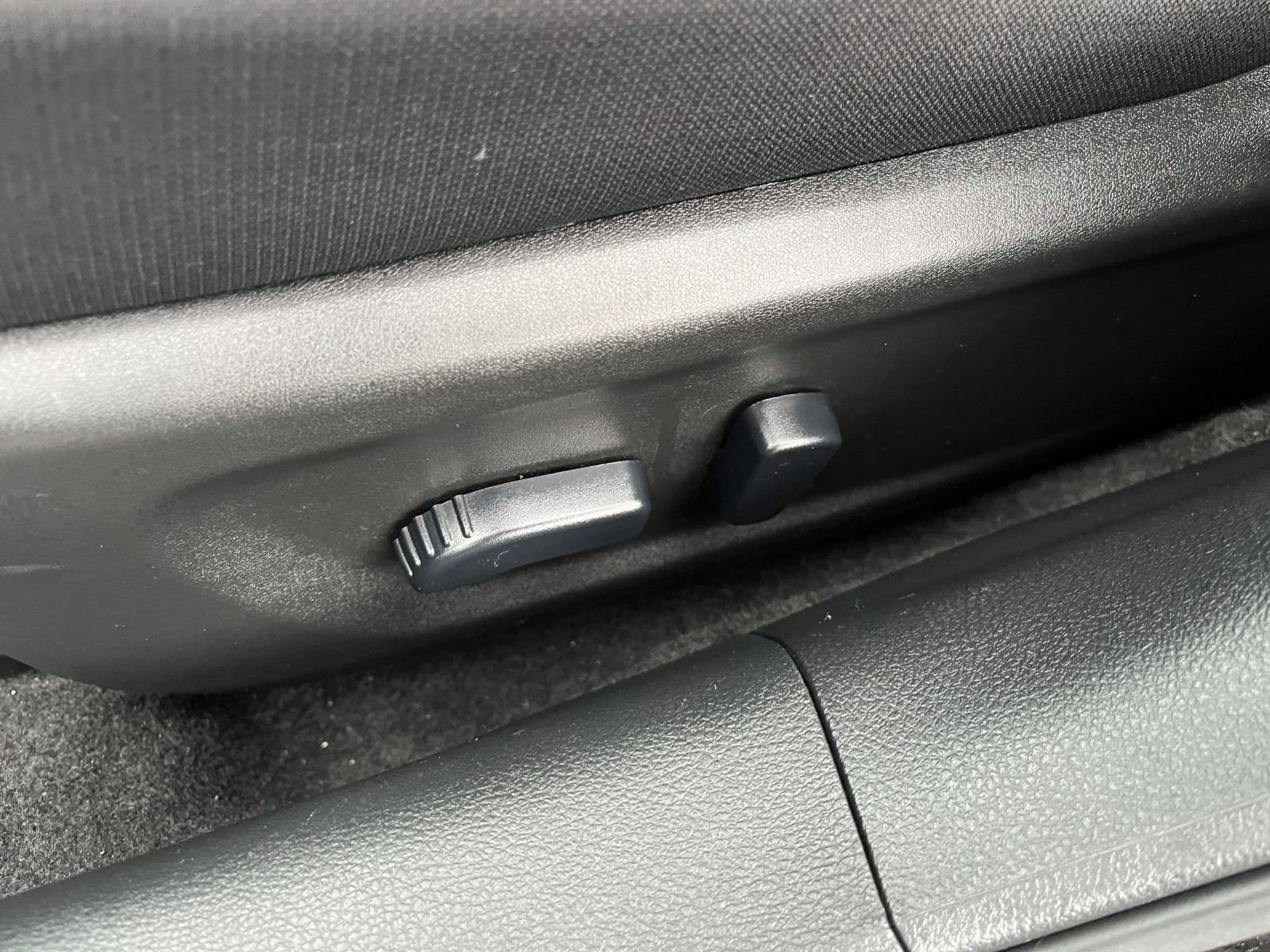 Used 2025 Nissan Altima 2.5 SV image 23