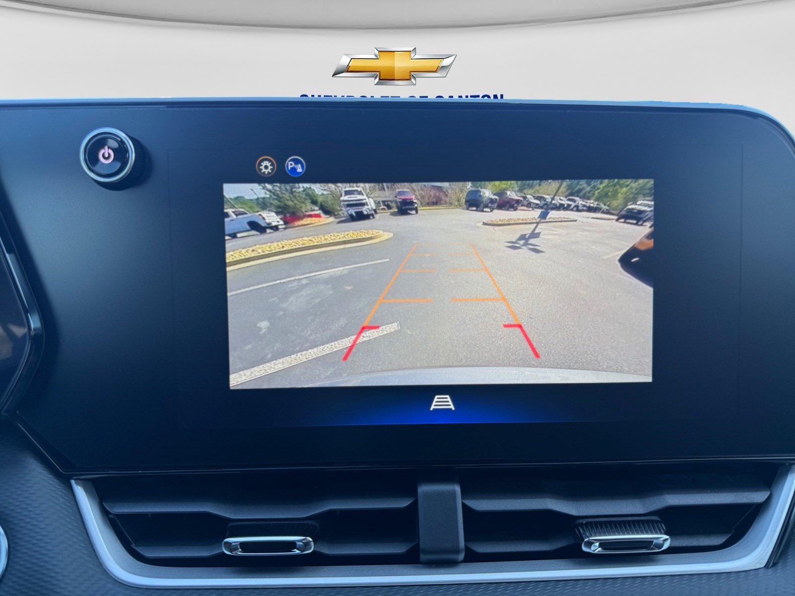 New 2026 Chevrolet Equinox LT w/ Convenience Package II FWD image 29