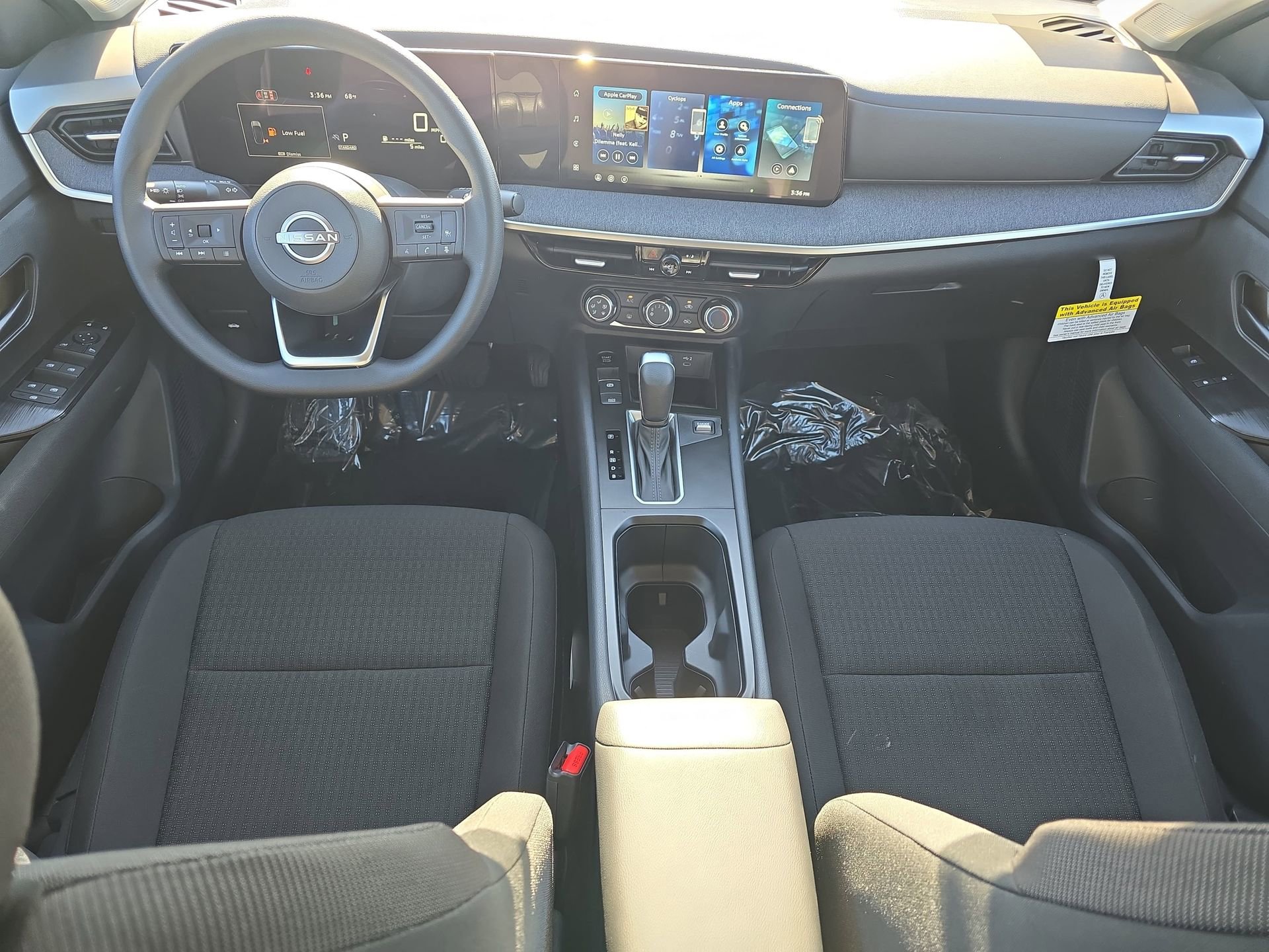 New 2026 Nissan Kicks S w/ Charging Package FWD image 9