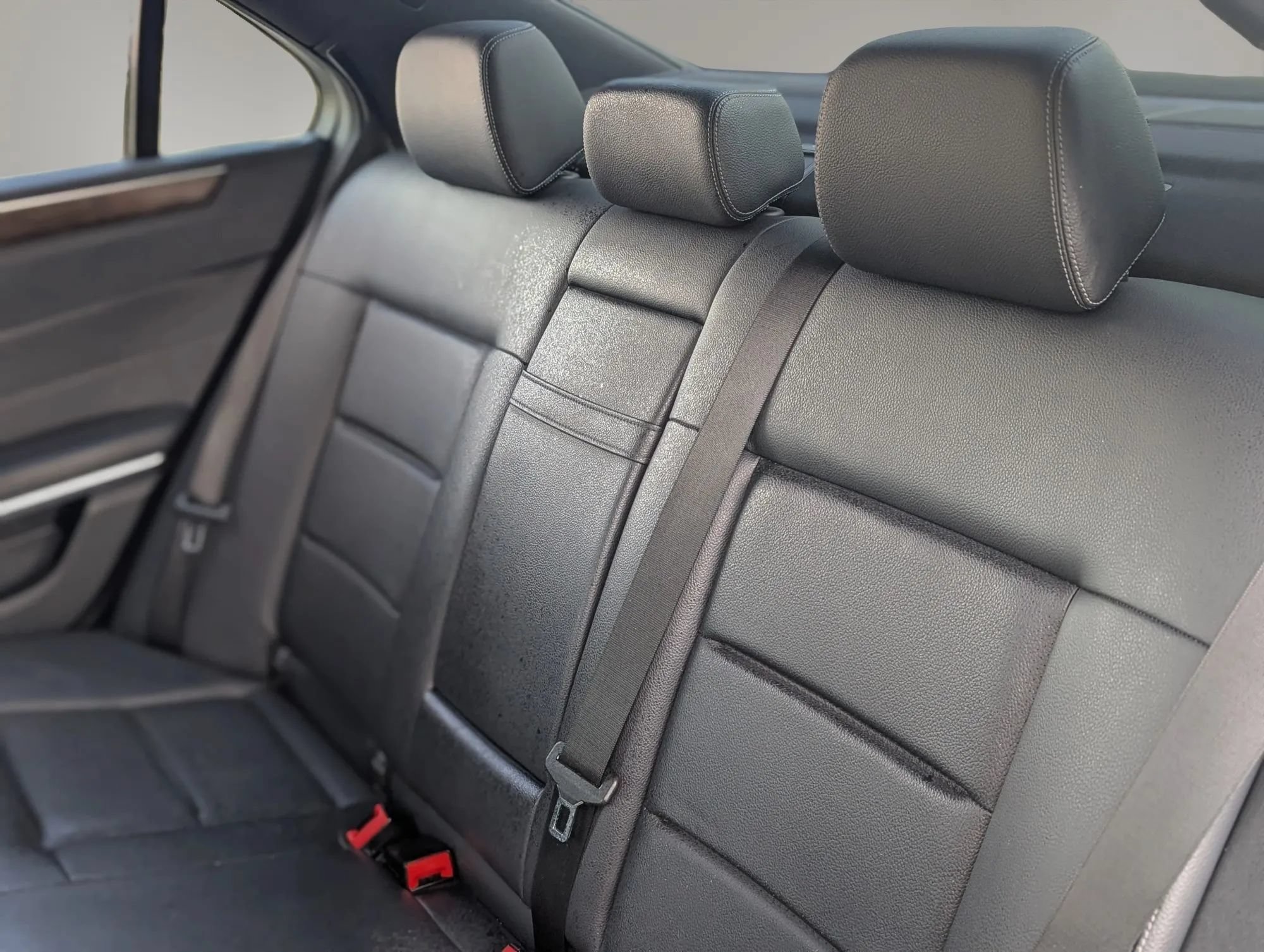 Used 2014 Mercedes-Benz E 350 Sedan image 19