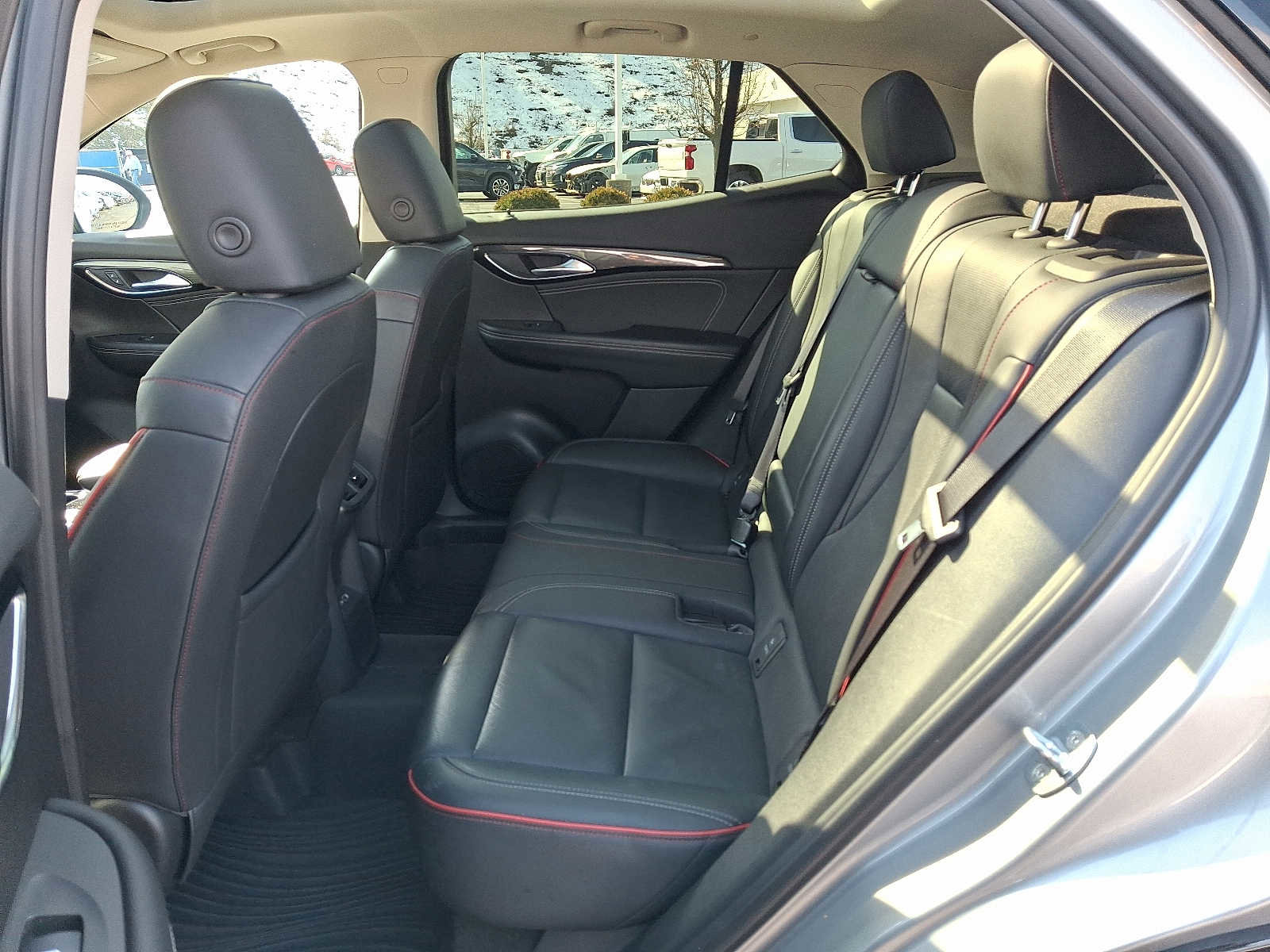 Used 2023 Buick Envision Essence w/ Sport Touring Package image 10