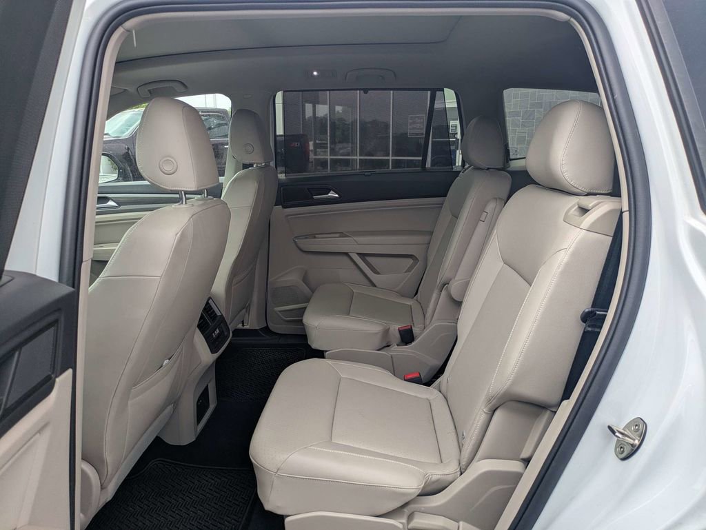 Used 2021 Volkswagen Atlas SEL FWD image 14