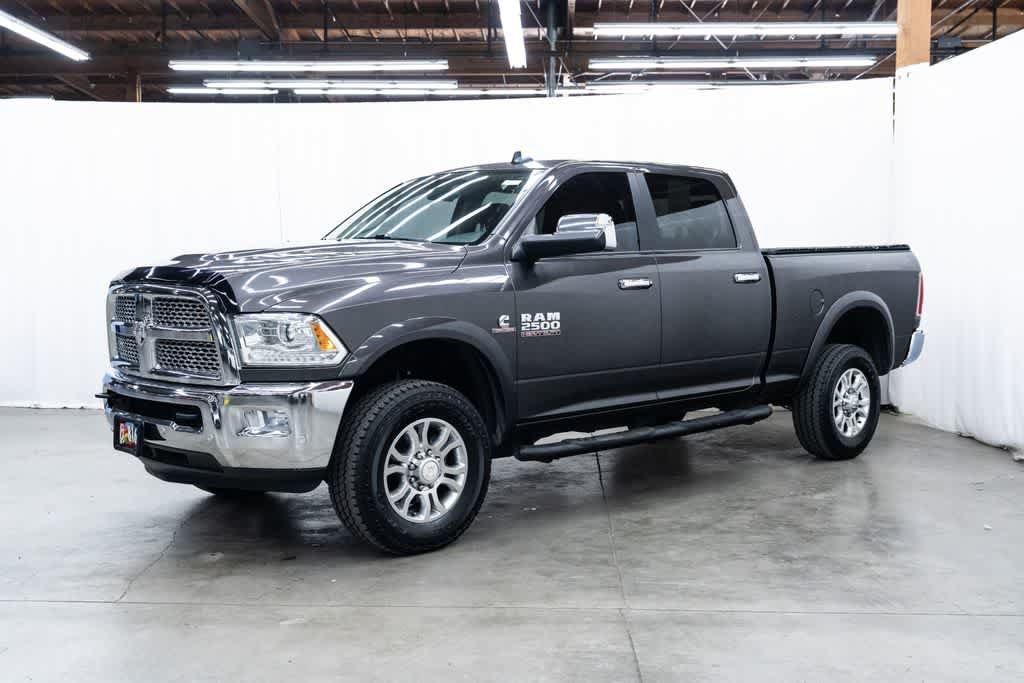 Used 2016 RAM 2500 Laramie w/ Convenience Group AWD/4WD image 3