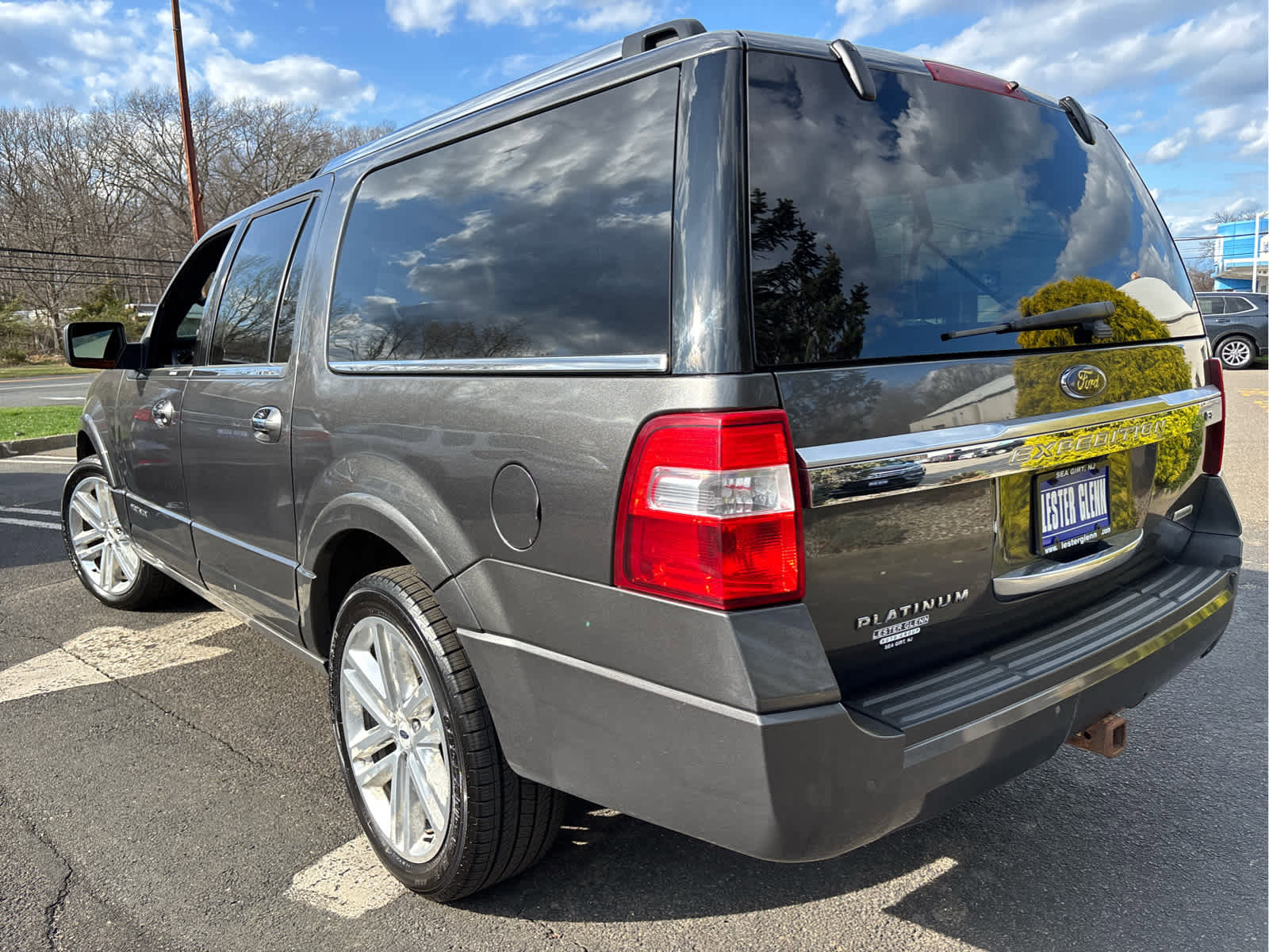 Used 2017 Ford Expedition EL Platinum image 33