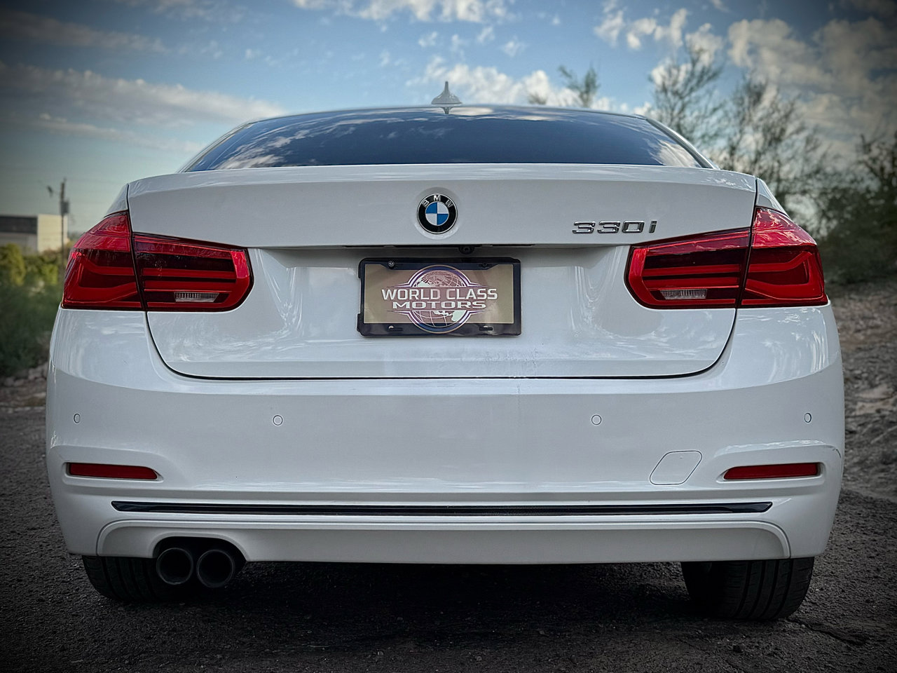 Used 2017 BMW 330i Sedan image 6
