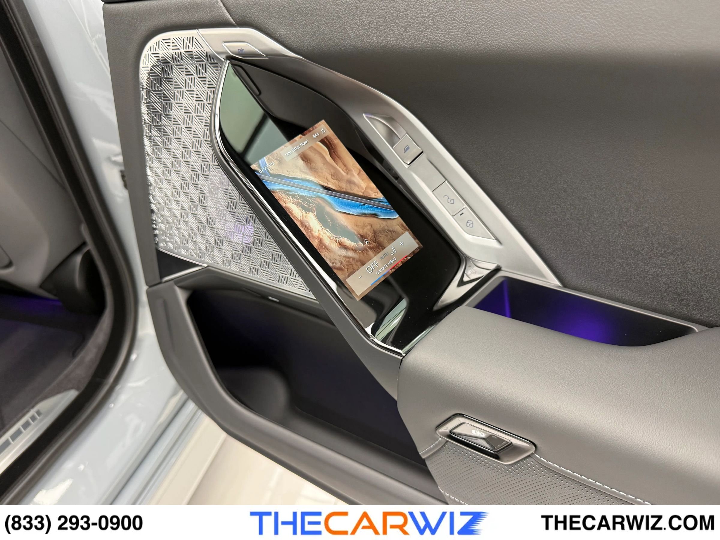 Used 2025 BMW 760i xDrive image 81