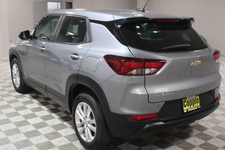 Used 2023 Chevrolet TrailBlazer LS FWD image 9