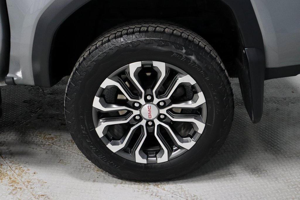 Used 2023 GMC Canyon Denali image 19