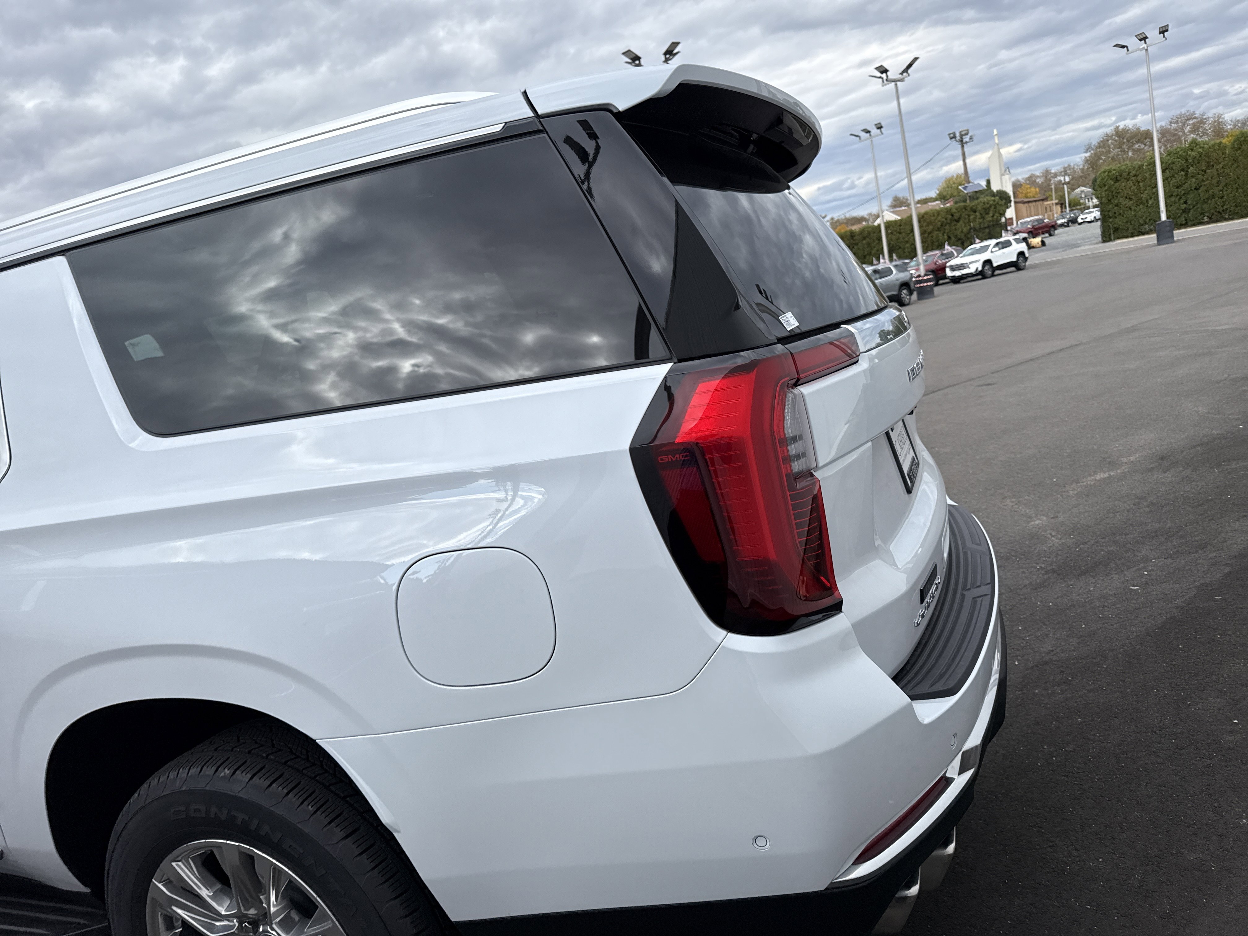 New 2026 GMC Yukon XL Denali image 7