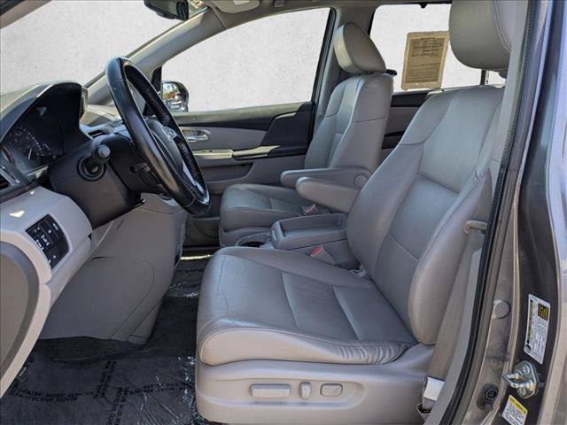 Used 2015 Honda Odyssey Touring Elite image 17