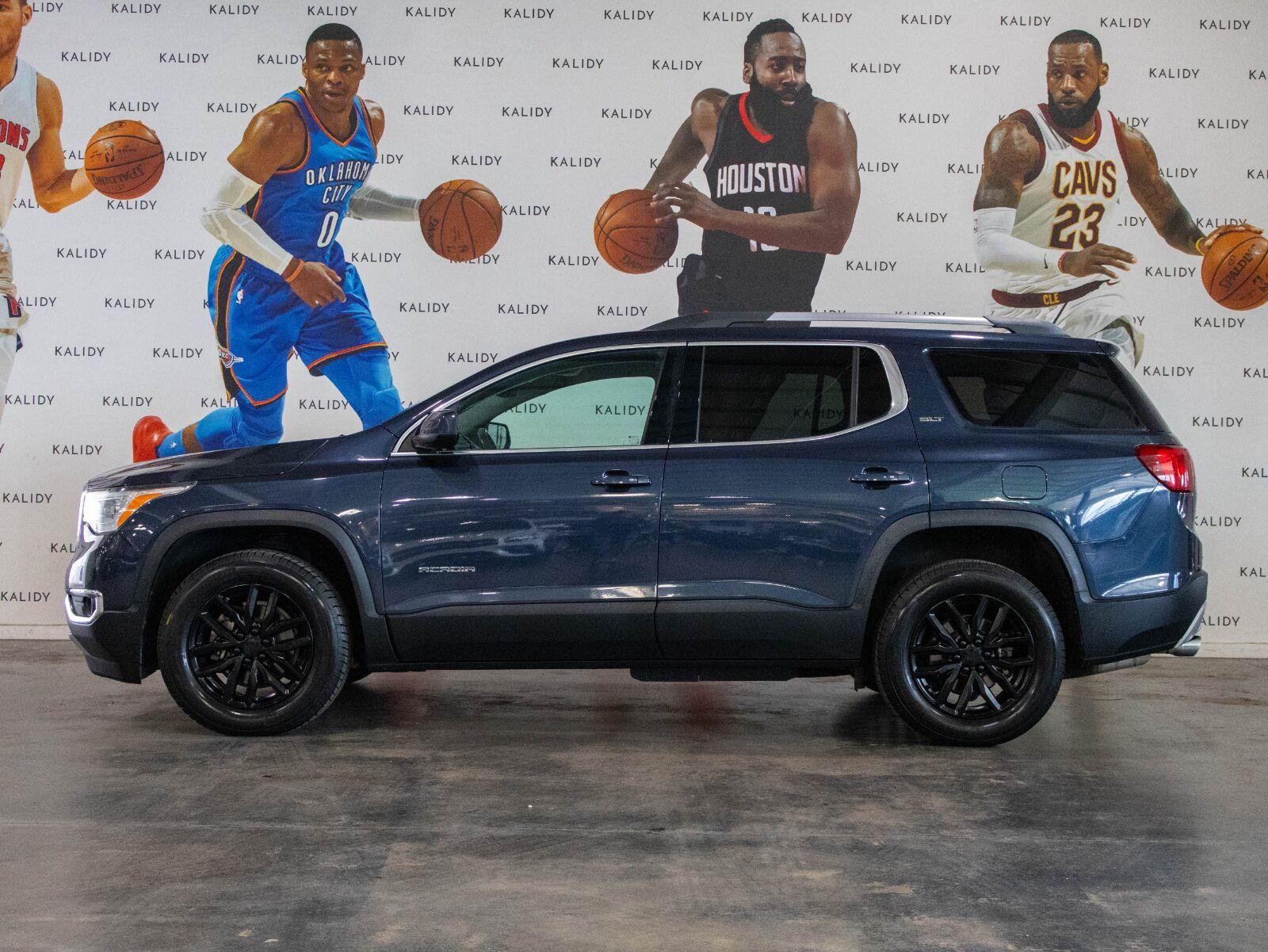Used 2019 GMC Acadia SLT AWD/4WD image 17
