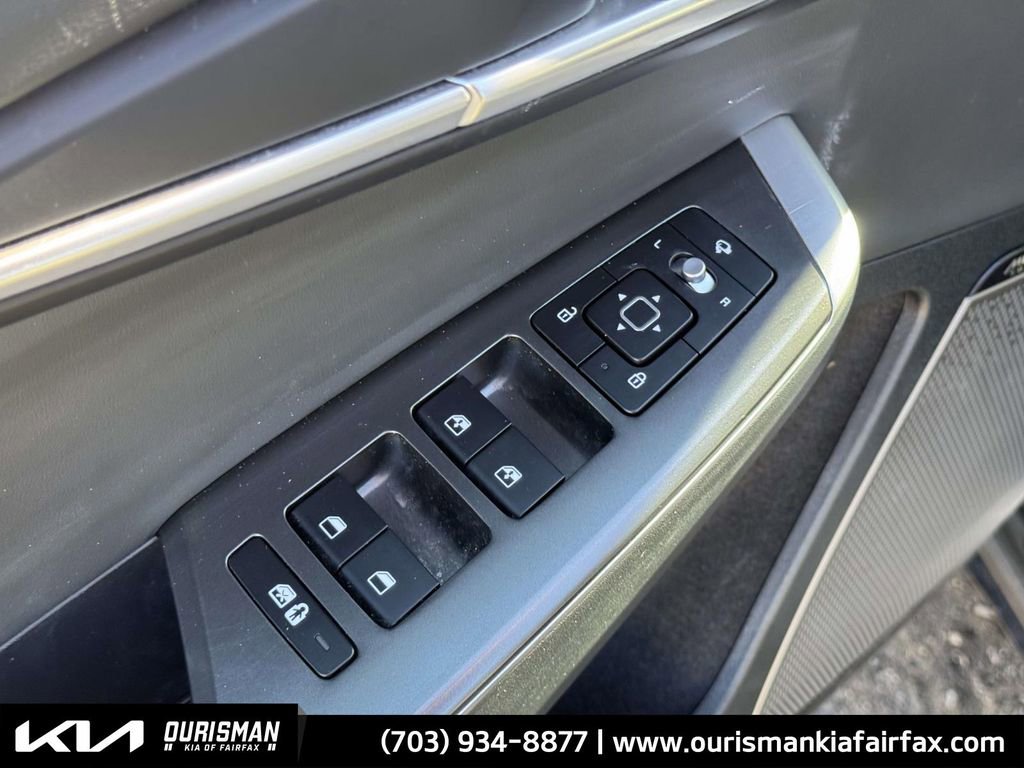 Used 2023 Kia EV6 Wind image 16