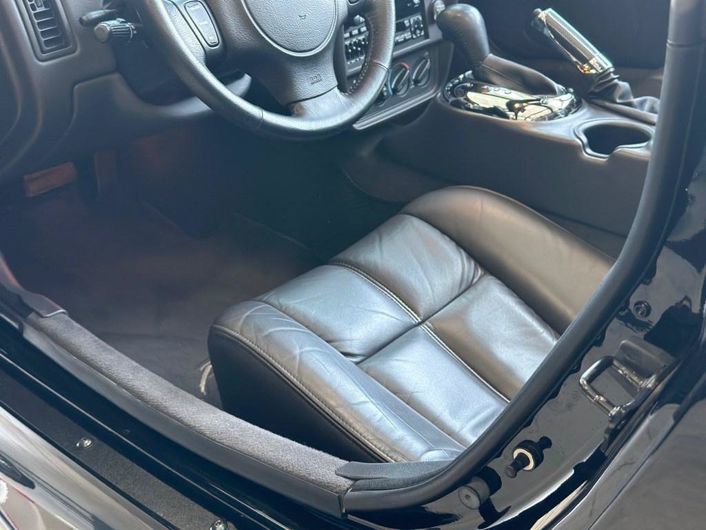 Used 1999 Plymouth Prowler RWD image 17