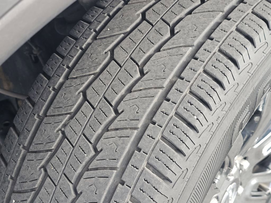 Used 2017 Nissan Titan Platinum Reserve image 35