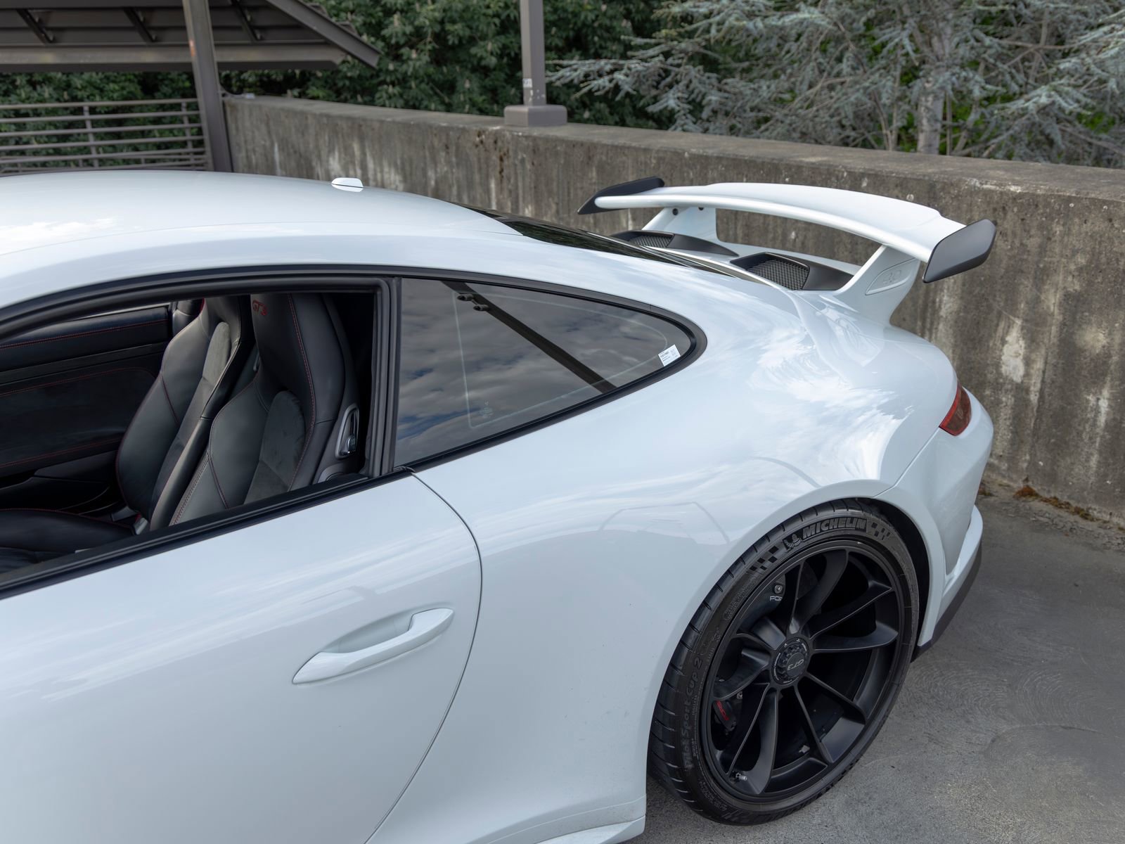 Used 2018 Porsche 911 GT3 image 18