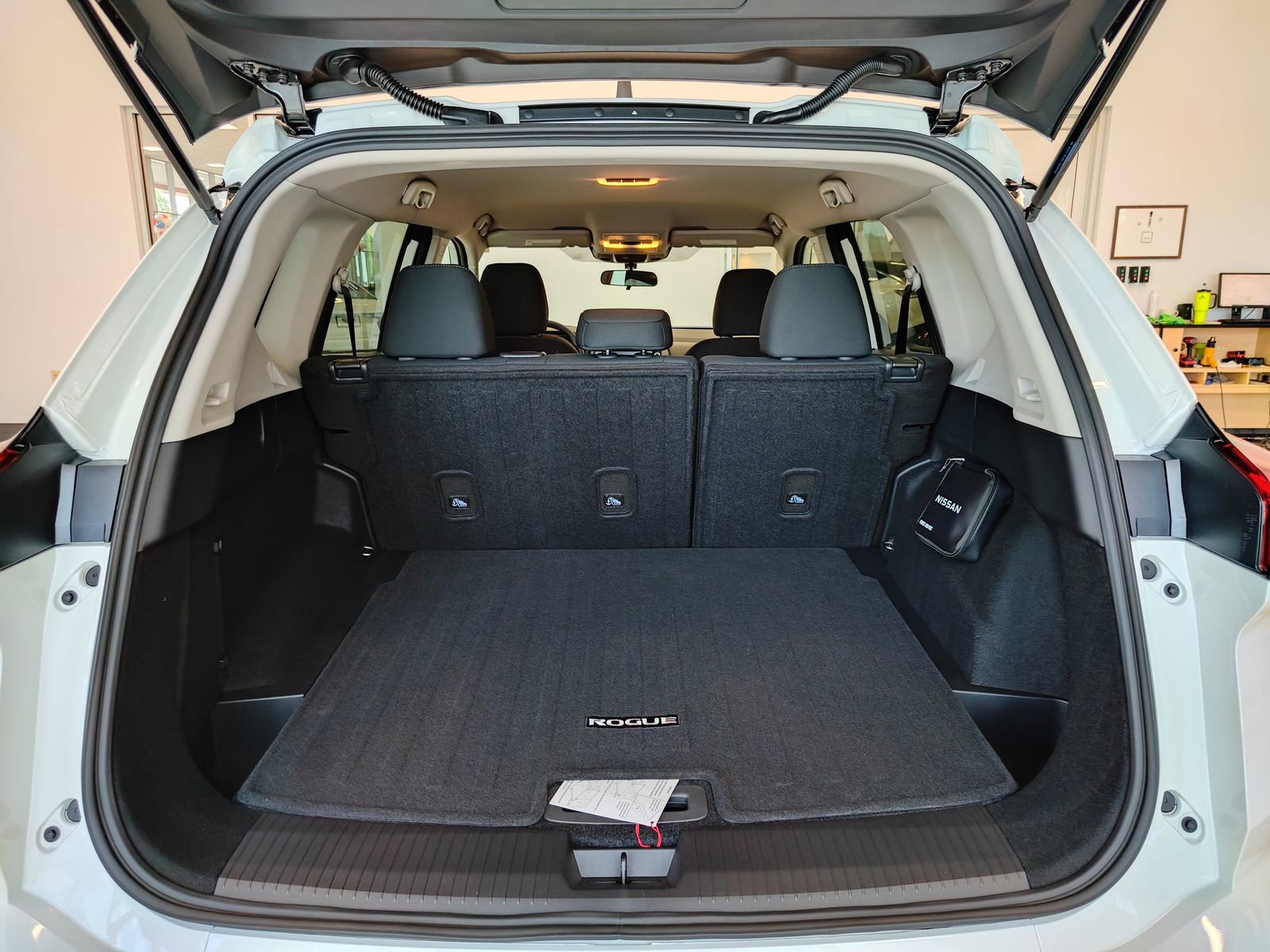 New 2026 Nissan Rogue S image 13