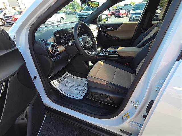 New 2027 Chevrolet Equinox ACTIV w/ Safety and Technology Package AWD/4WD image 19