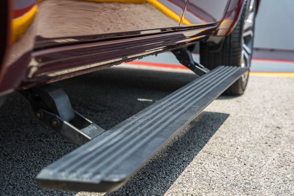 Certified 2025 RAM 1500 Tungsten w/ Trailer Tow Group AWD/4WD image 20