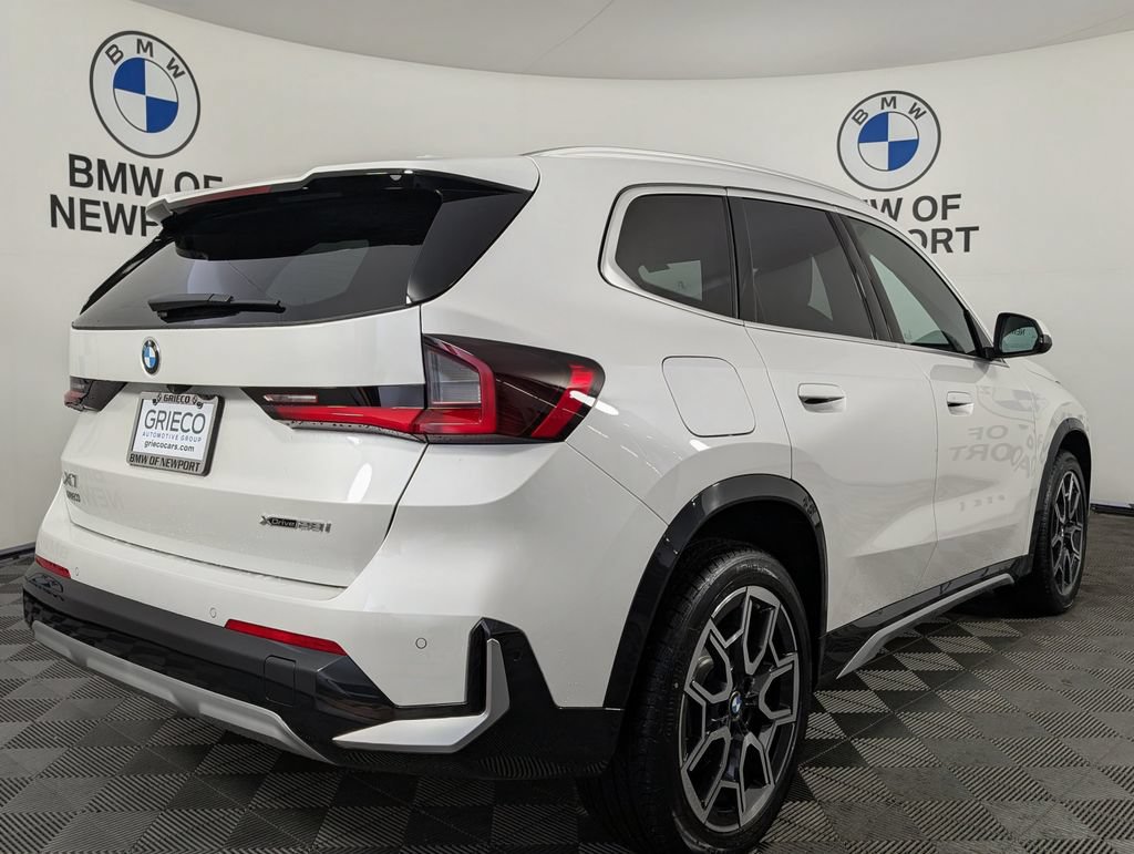 New 2026 BMW X1 xDrive28i w/ Convenience Package AWD/4WD image 6