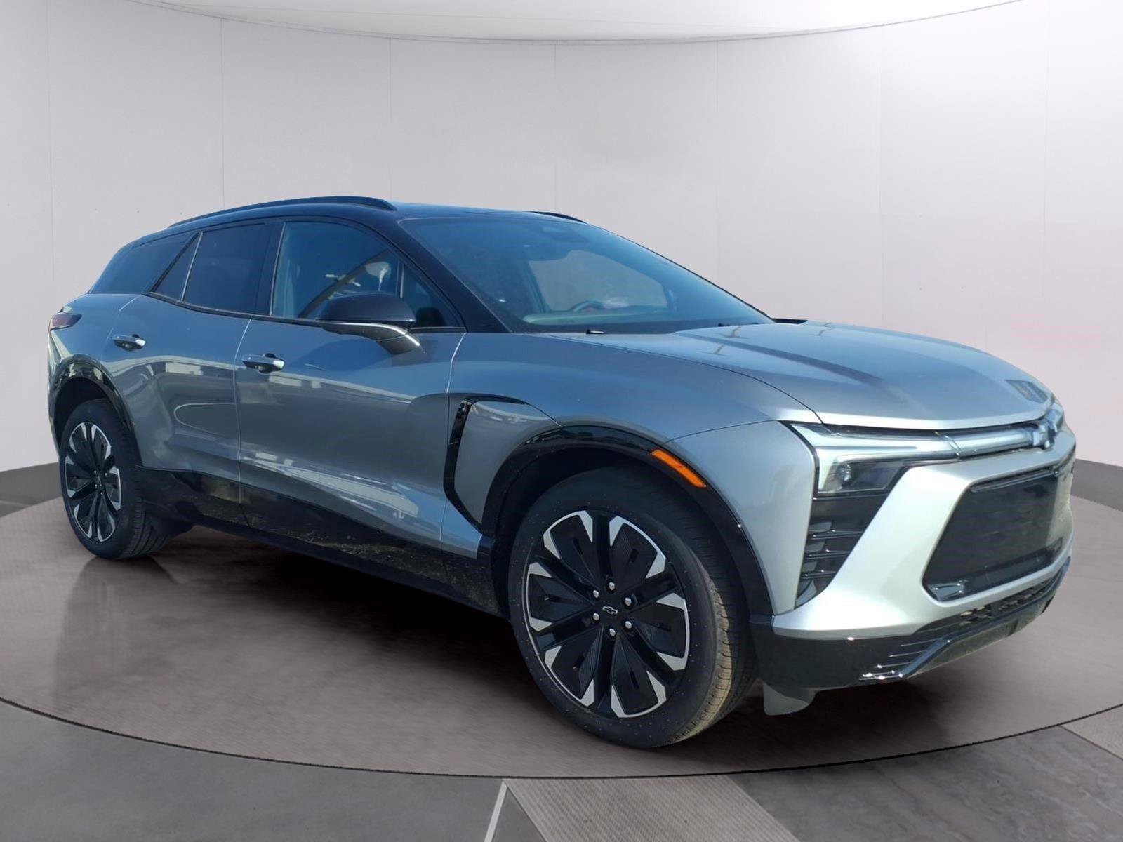 New 2026 Chevrolet Blazer EV RS AWD/4WD image 7