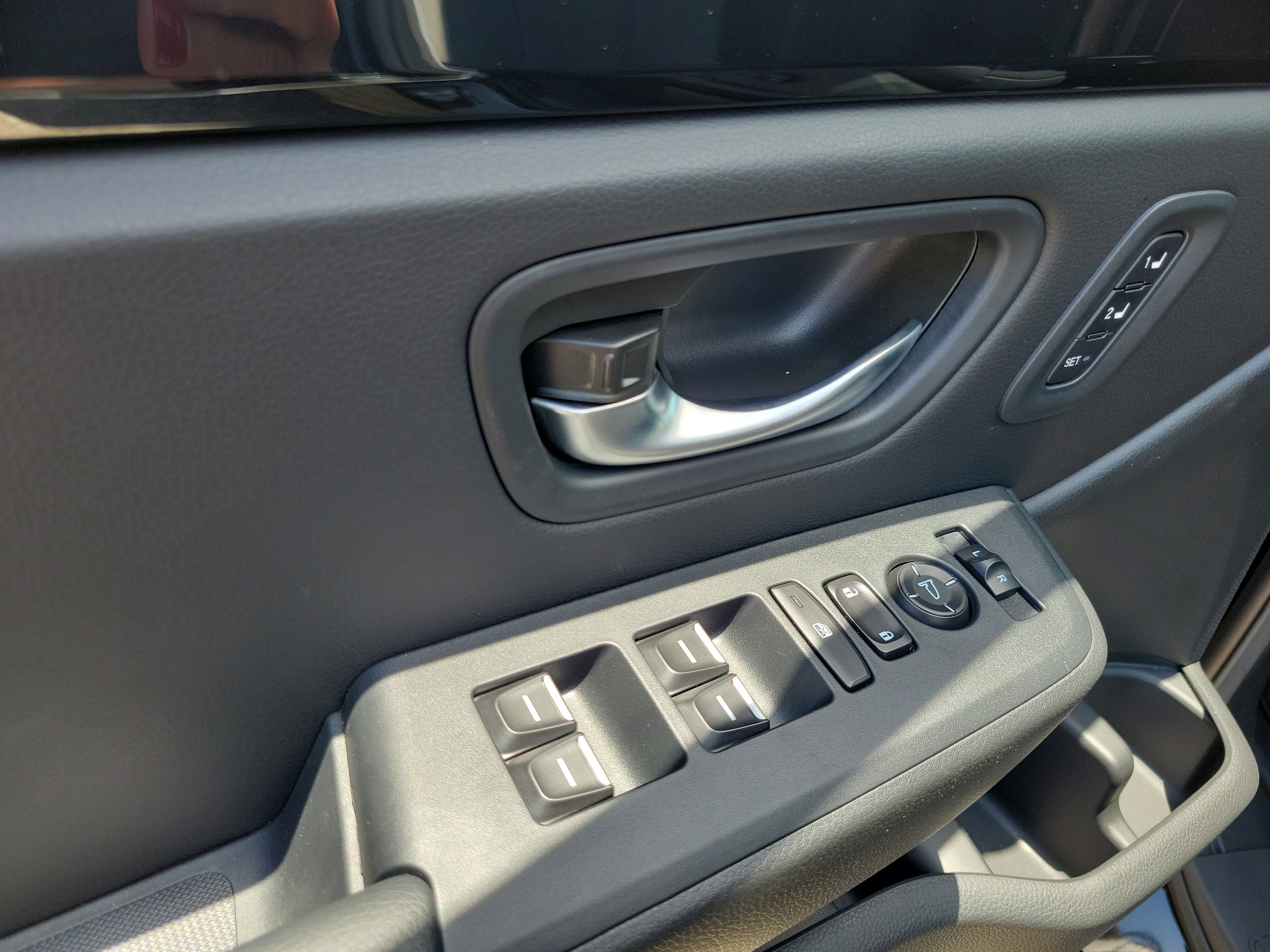 Used 2025 Honda Pilot Touring image 22