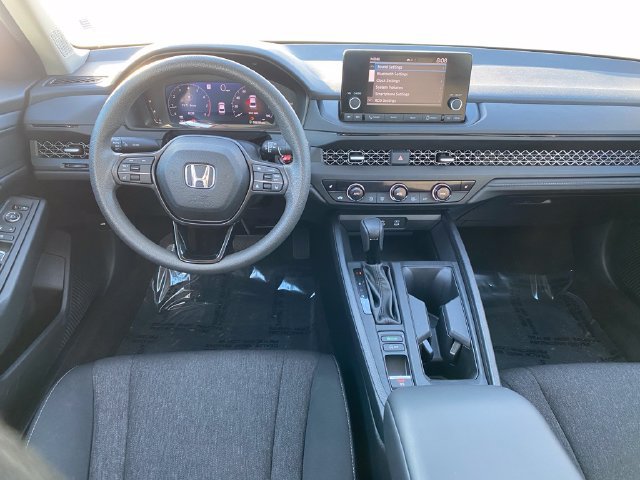 Certified 2023 Honda Accord EX image 13