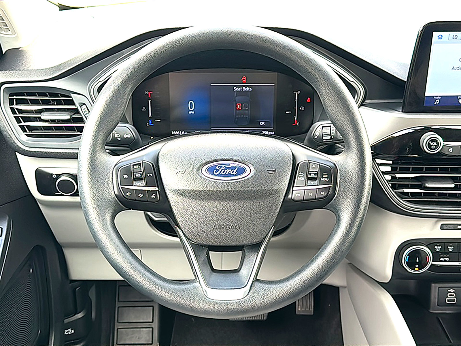 Used 2025 Ford Escape Active AWD/4WD image 21