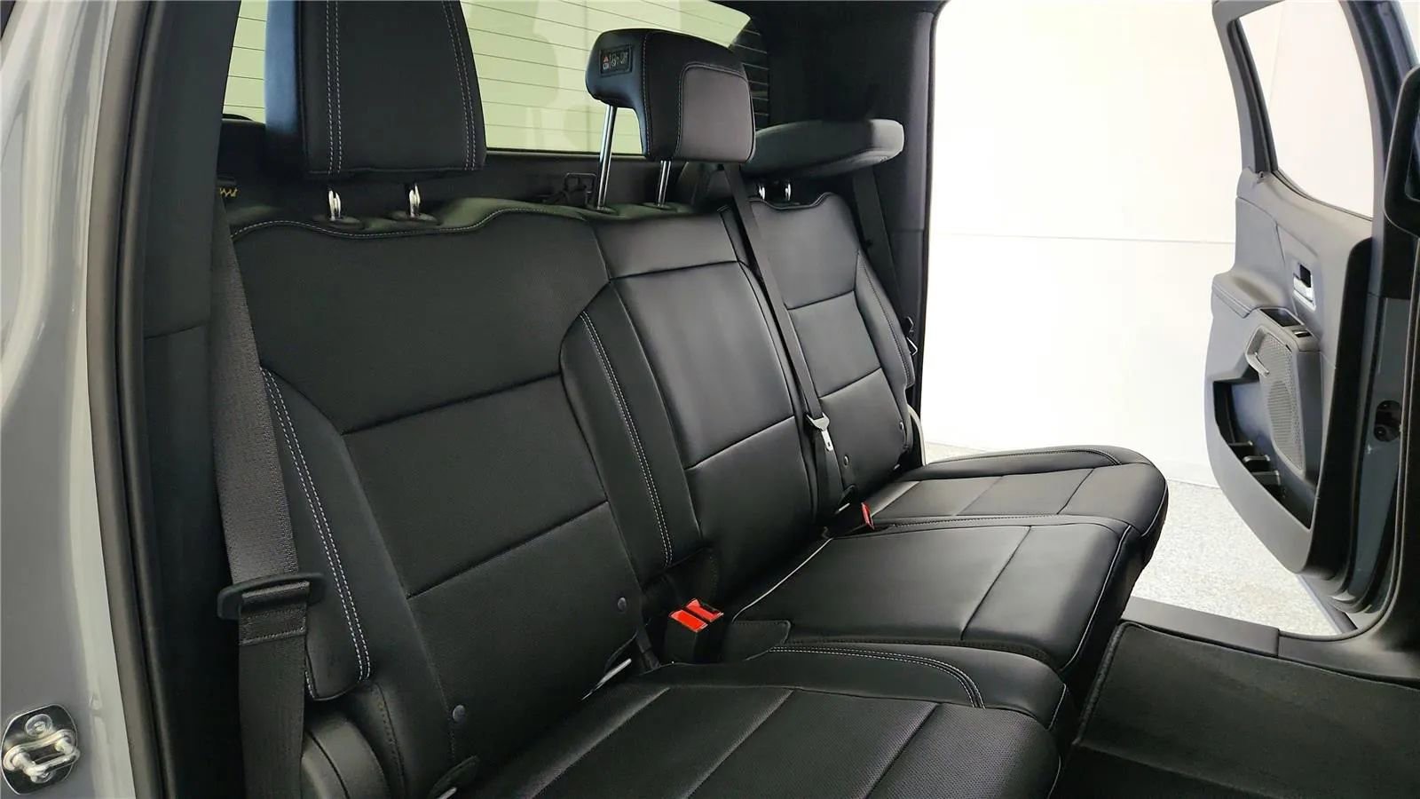 New 2026 Chevrolet Silverado EV LT w/ Plus Package image 60